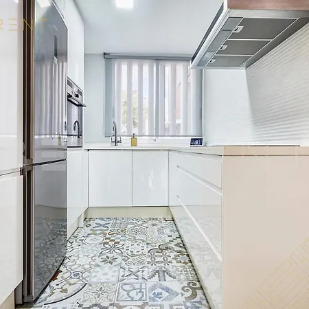 Beferent Altos Playa Apartment *